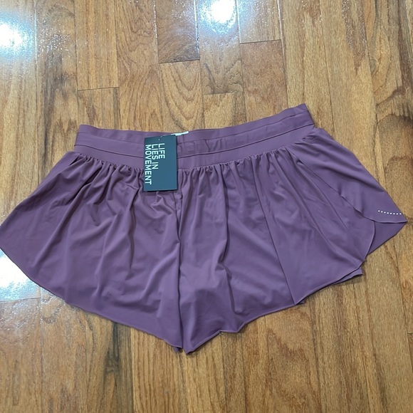 Women NWT Size XL Shorts Reflective Dots Running Tie Waist Stretch Yoga Dance - Picture 5 of 8
